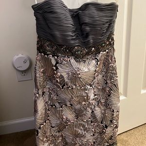 SUE WONG Nocturne Bead and Ribbon Strapless Cocktail Dress Size 2